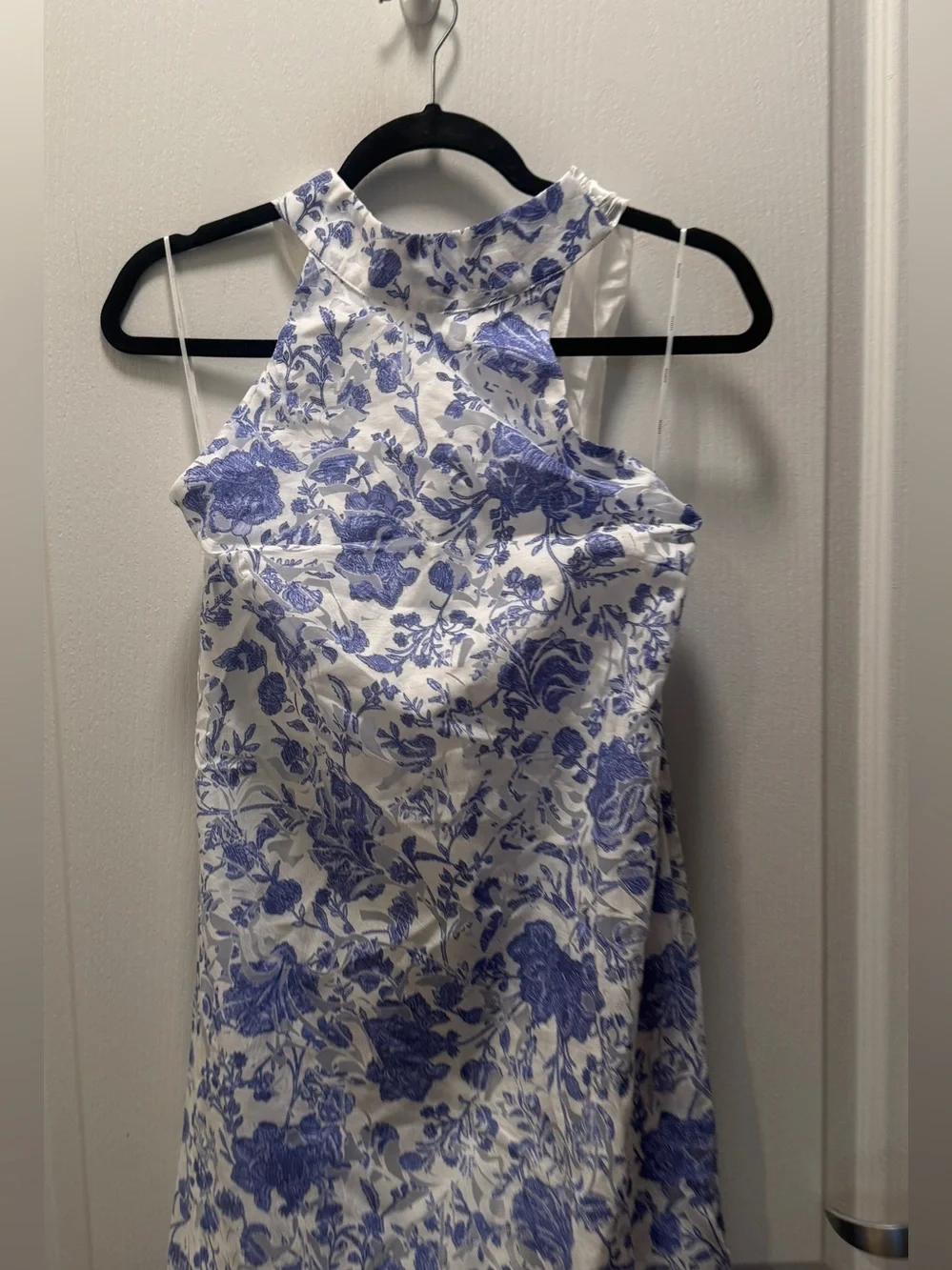 ELLIATT Elin Halter Gown in Blue Floral Wedding Guest Vacation Size S NWT - Picture 6 of 8
